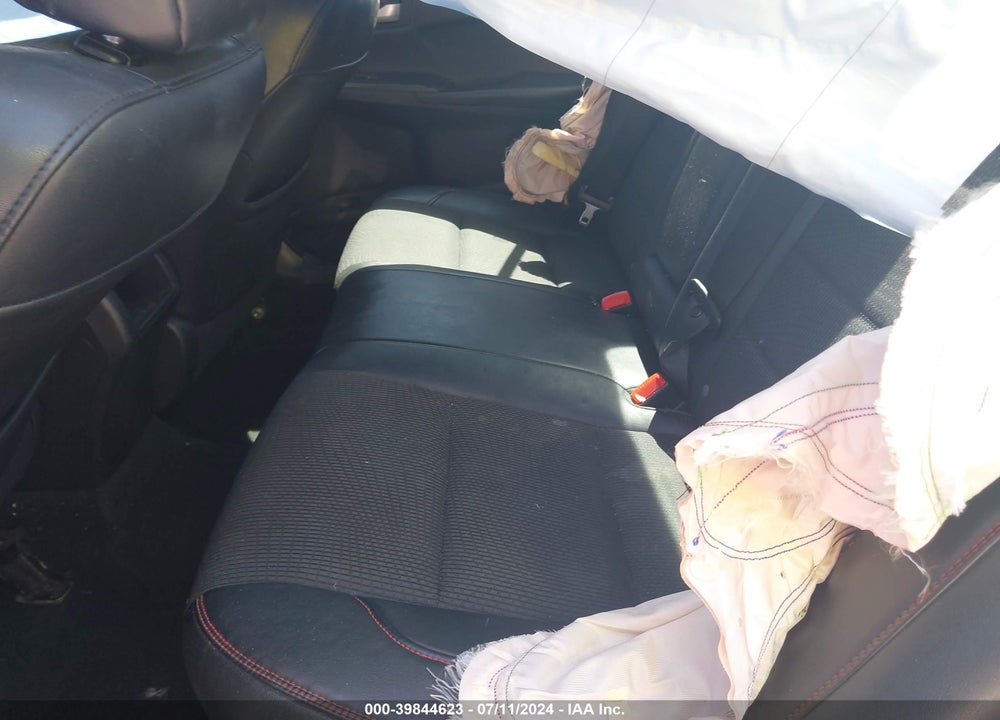 2016 TOYOTA CAMRY SE VIN: 4T1BF1FKXGU527581