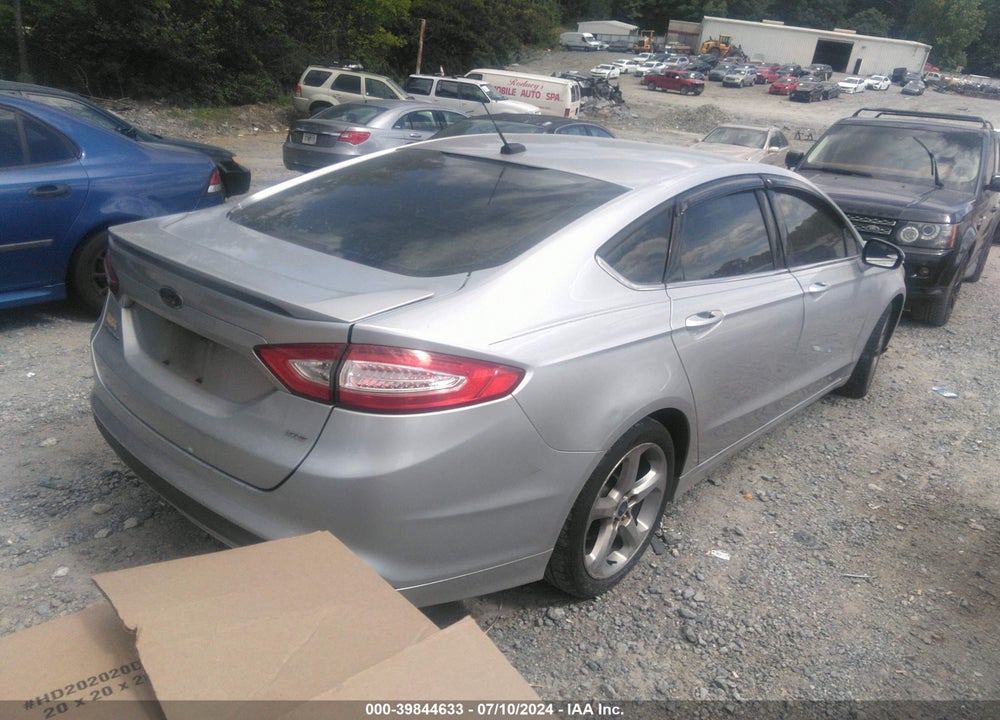 2015 FORD FUSION SE VIN: 1FA6P0H79F5105113