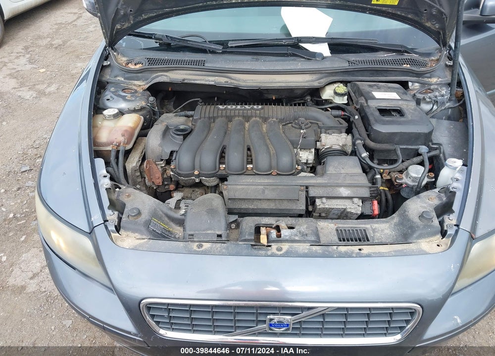 2007 VOLVO S40 2.4I VIN: YV1MS390872270750