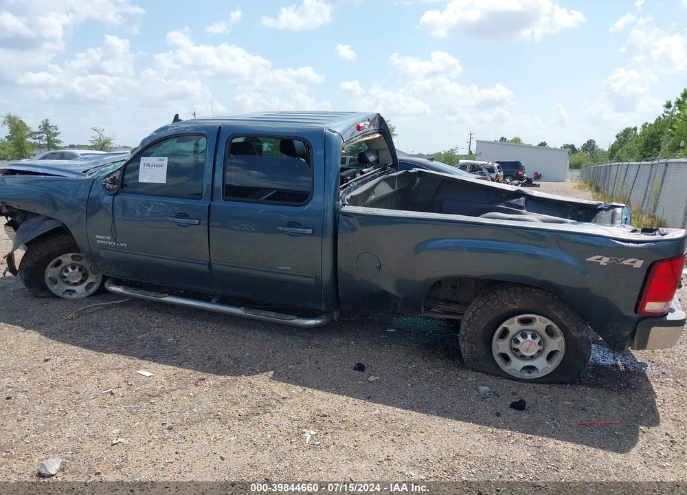 2010 GMC SIERRA 2500HD SLT VIN: 1GT4K1B66AF105546