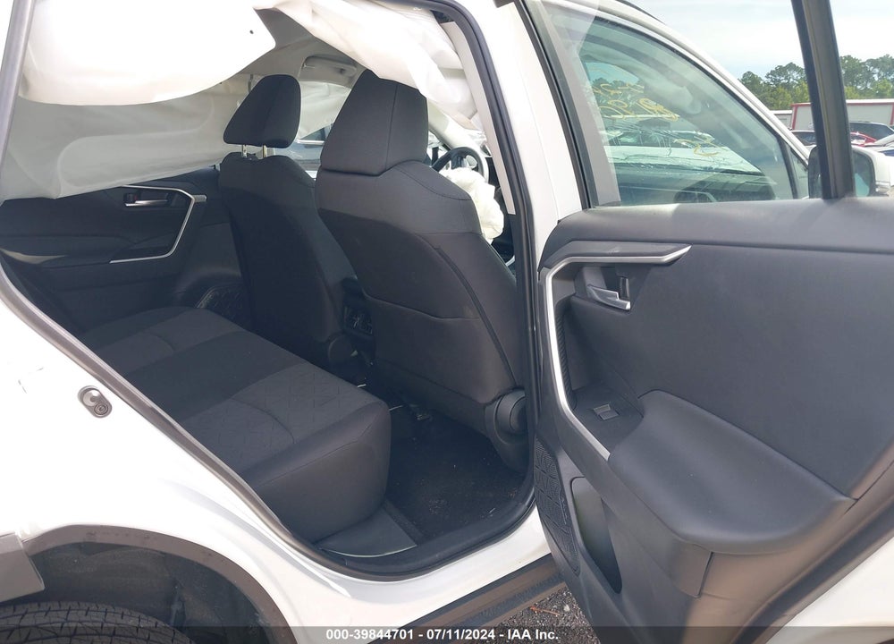 2024 TOYOTA RAV4 XLE VIN: 2T3W1RFV3RW308190