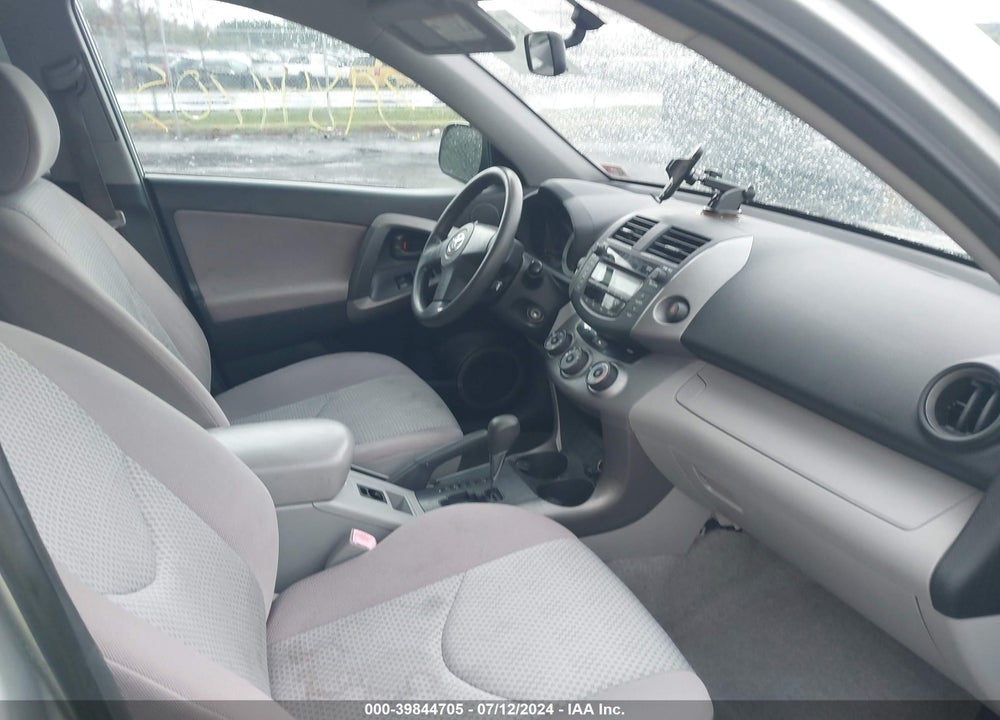 2006 TOYOTA RAV4 VIN: JTMZD33VX66019133
