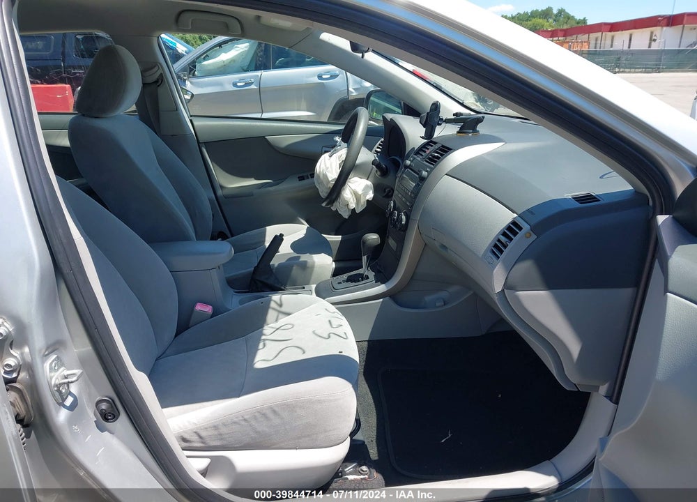 2009 TOYOTA COROLLA LE VIN: JTDBL40E69J015547