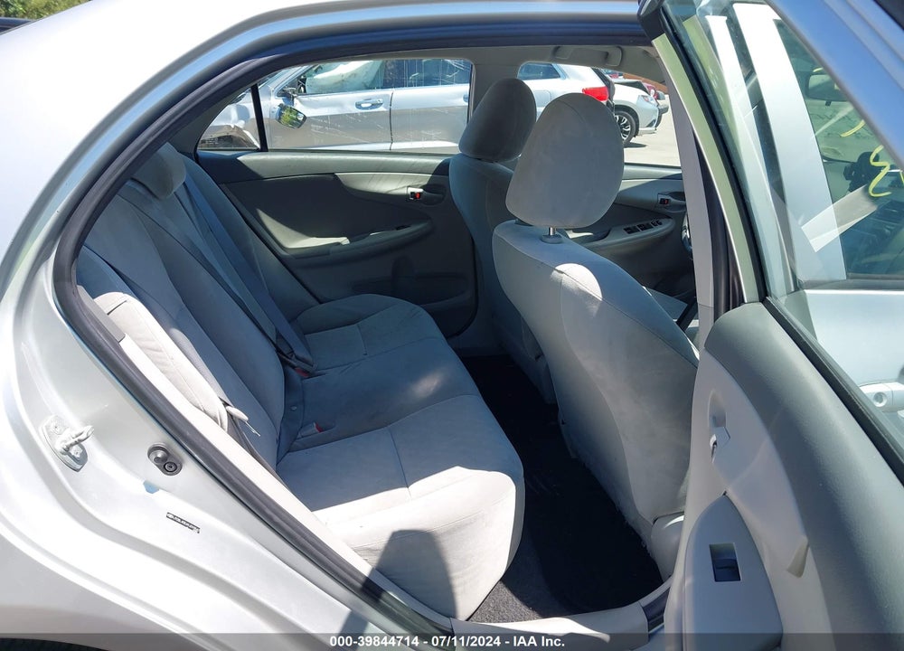 2009 TOYOTA COROLLA LE VIN: JTDBL40E69J015547