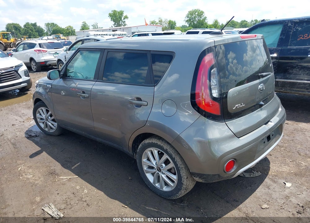 2018 KIA SOUL VIN: KNDJP3A53J7505115