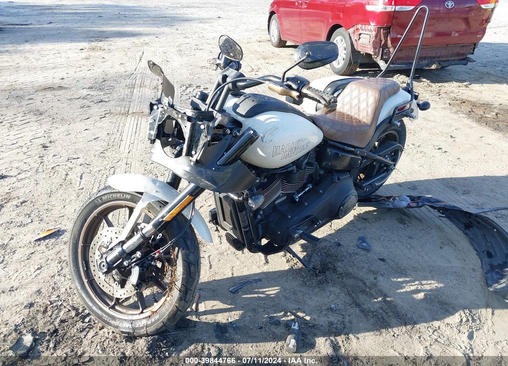 2023 HARLEY-DAVIDSON FXLRST VIN: 1HD1YXZ10PB033854