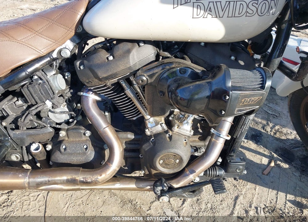 2023 HARLEY-DAVIDSON FXLRST VIN: 1HD1YXZ10PB033854