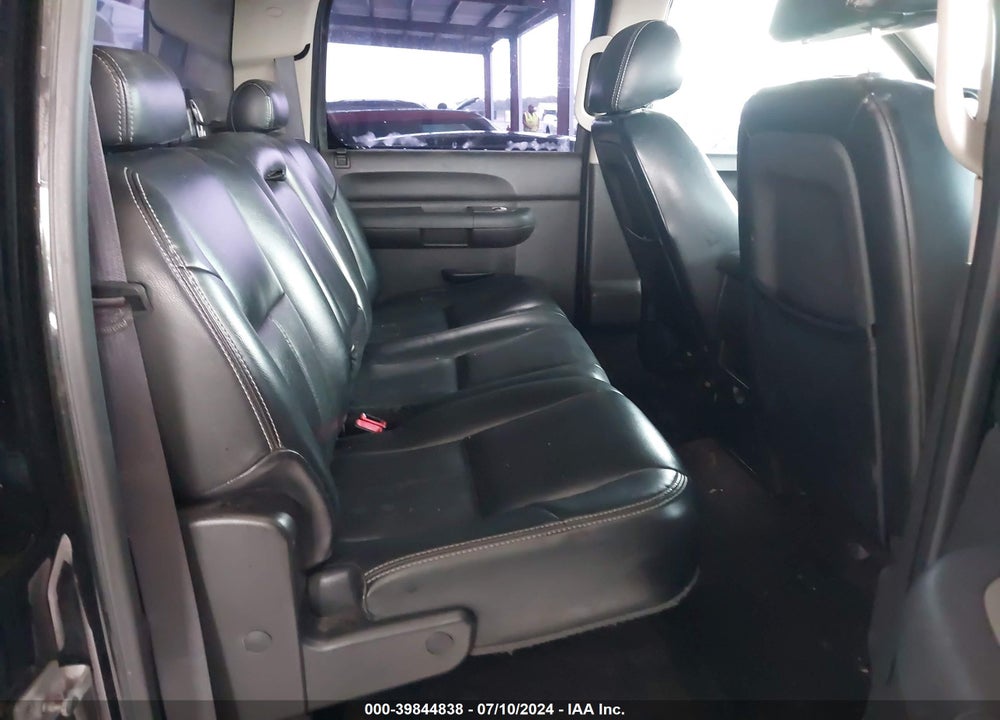 2011 GMC SIERRA 1500 SLE VIN: 3GTP2VE39BG404261