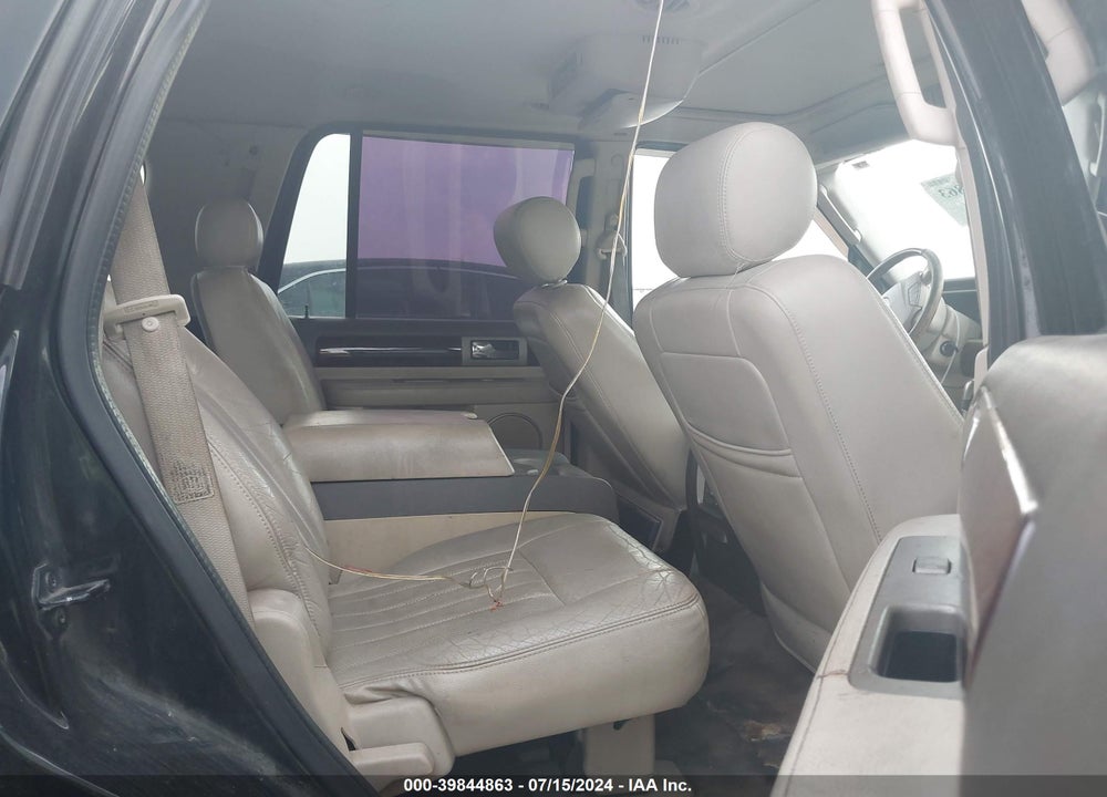 2004 LINCOLN NAVIGATOR VIN: 5LMFU28R34LJ02127
