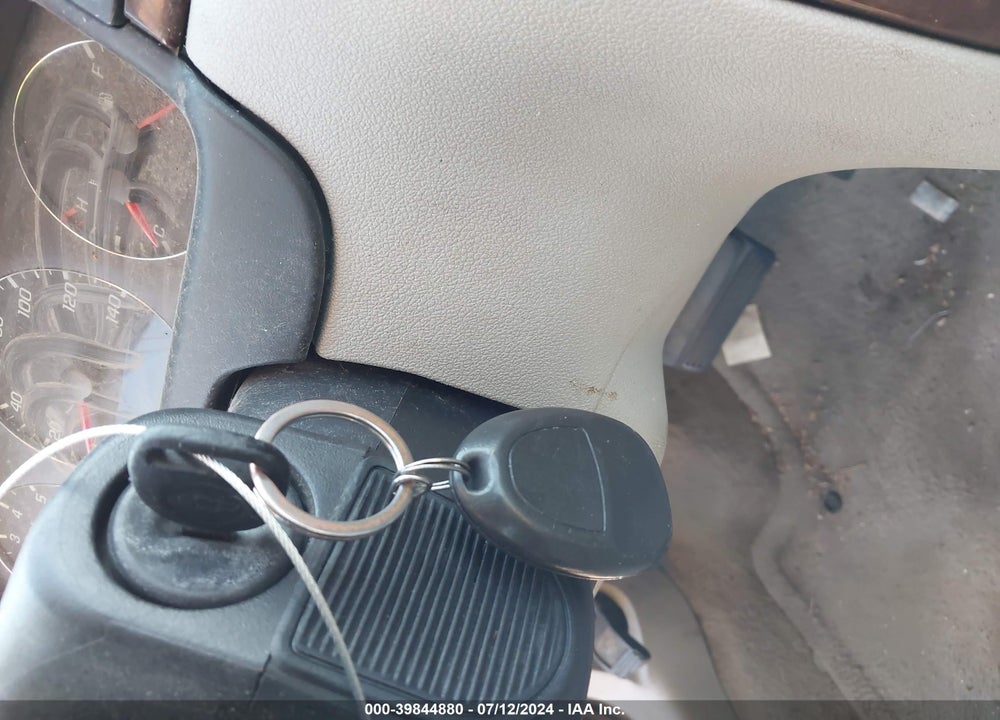 2011 CHEVROLET IMPALA LT VIN: 2G1WG5EK5B1169282
