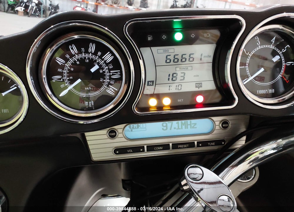 2009 KAWASAKI VN1700 B VIN: JKBVNRB179A000169