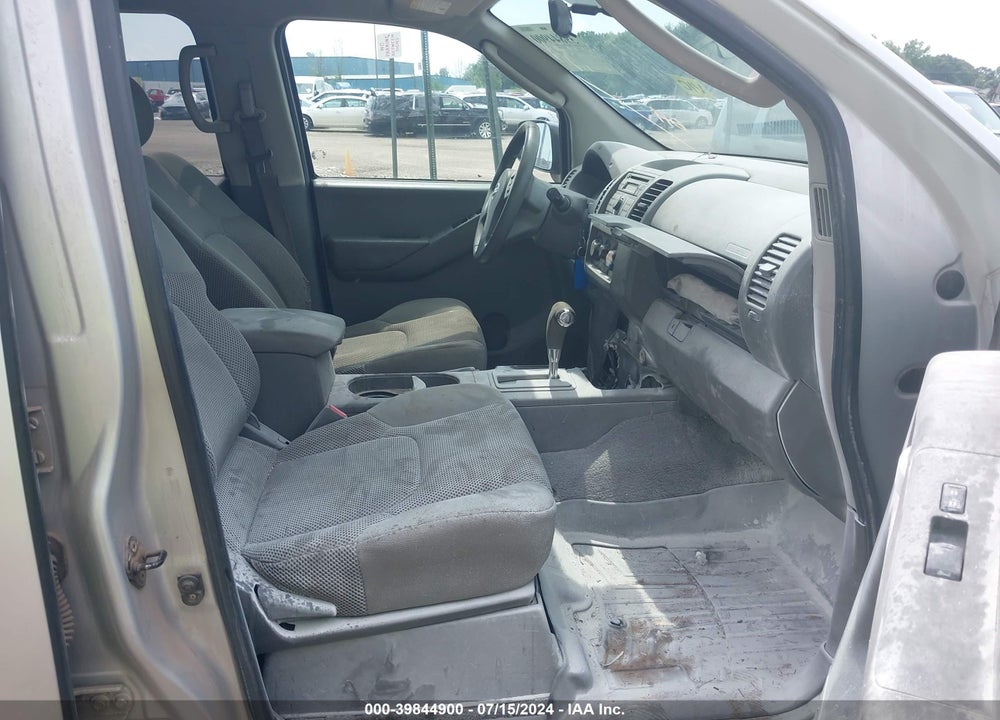 2008 NISSAN FRONTIER LE VIN: 1N6AD09W38C428863