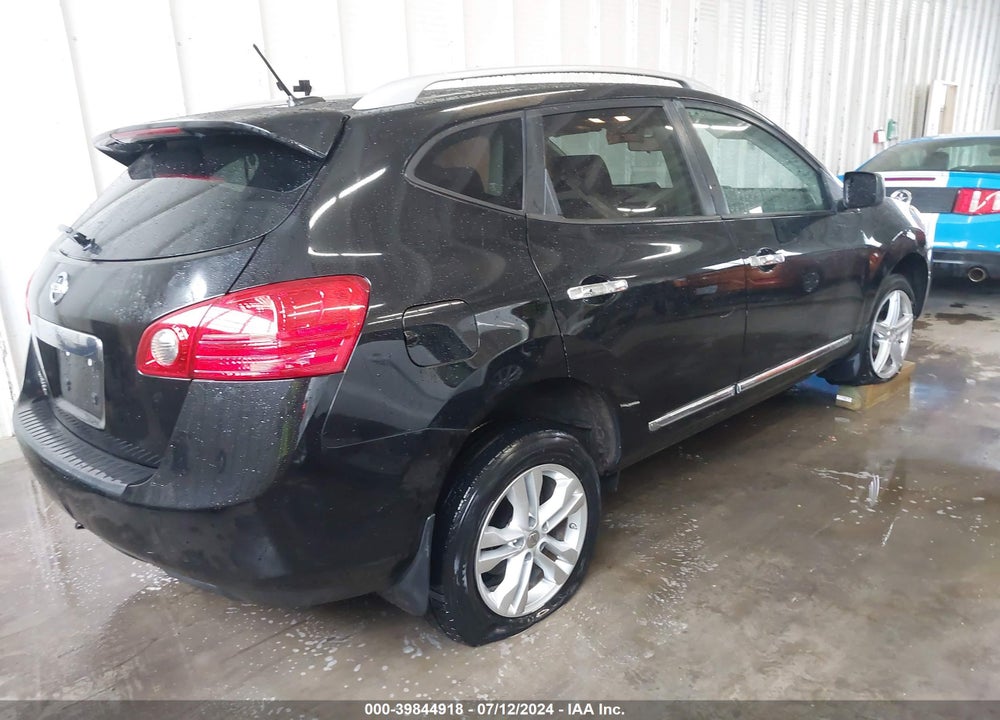 2015 NISSAN ROGUE SELECT S VIN: JN8AS5MT6FW673045