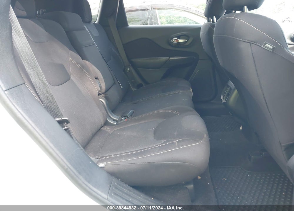 2016 JEEP CHEROKEE LATITUDE VIN: 1C4PJMCB7GW343315