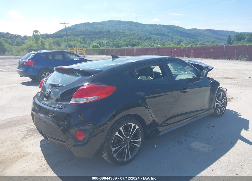2016 HYUNDAI VELOSTER TURBO VIN: KMHTC6AE0GU264108