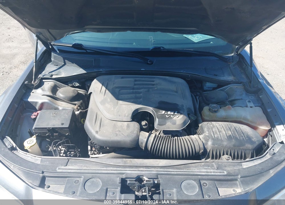 2012 CHRYSLER 300 VIN: 2C3CCAAG2CH143297