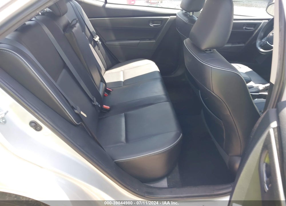 2017 TOYOTA COROLLA XLE VIN: 2T1BURHE8HC932188