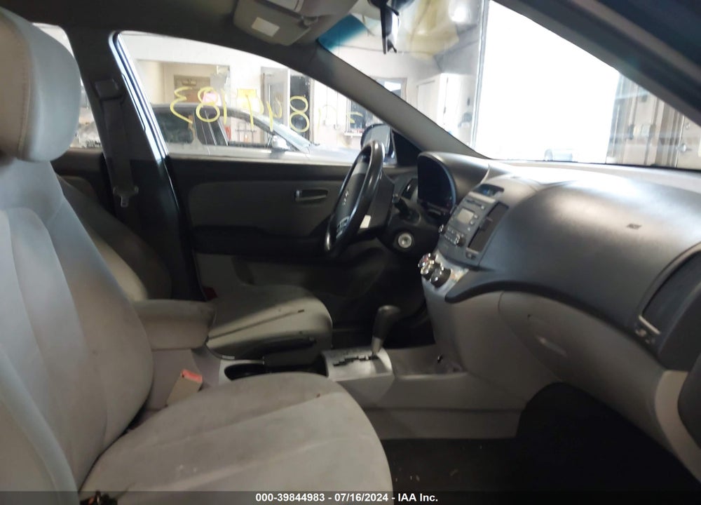 2009 HYUNDAI ELANTRA GLS VIN: KMHDU46D79U601625