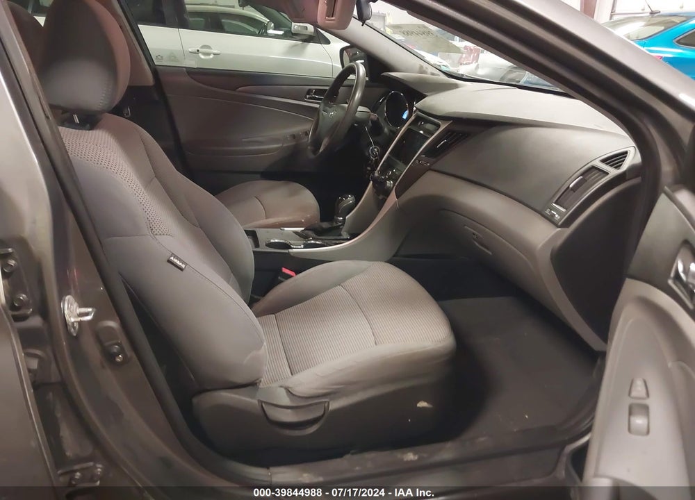 2011 HYUNDAI SONATA GLS VIN: 5NPEB4AC4BH181741