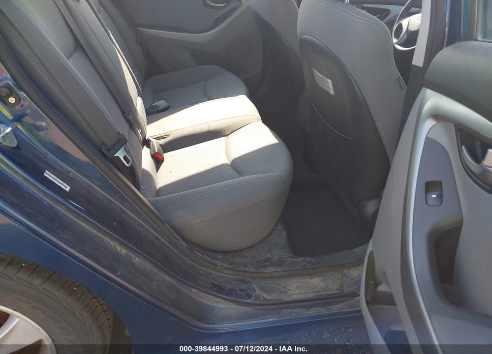 2015 HYUNDAI ELANTRA SE VIN: KMHDH4AE3FU248672