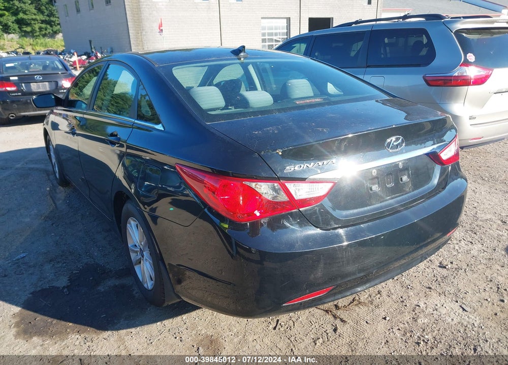 2013 HYUNDAI SONATA GLS VIN: 5NPEB4AC3DH610158