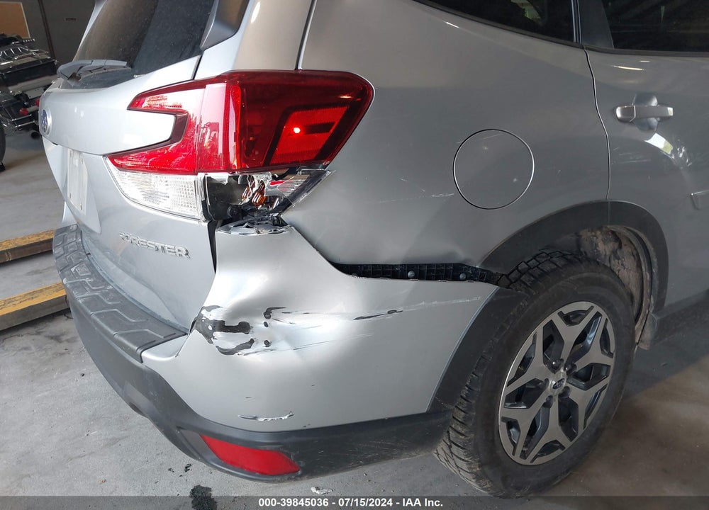 2020 SUBARU FORESTER PREMIUM VIN: JF2SKAJCXLH578437