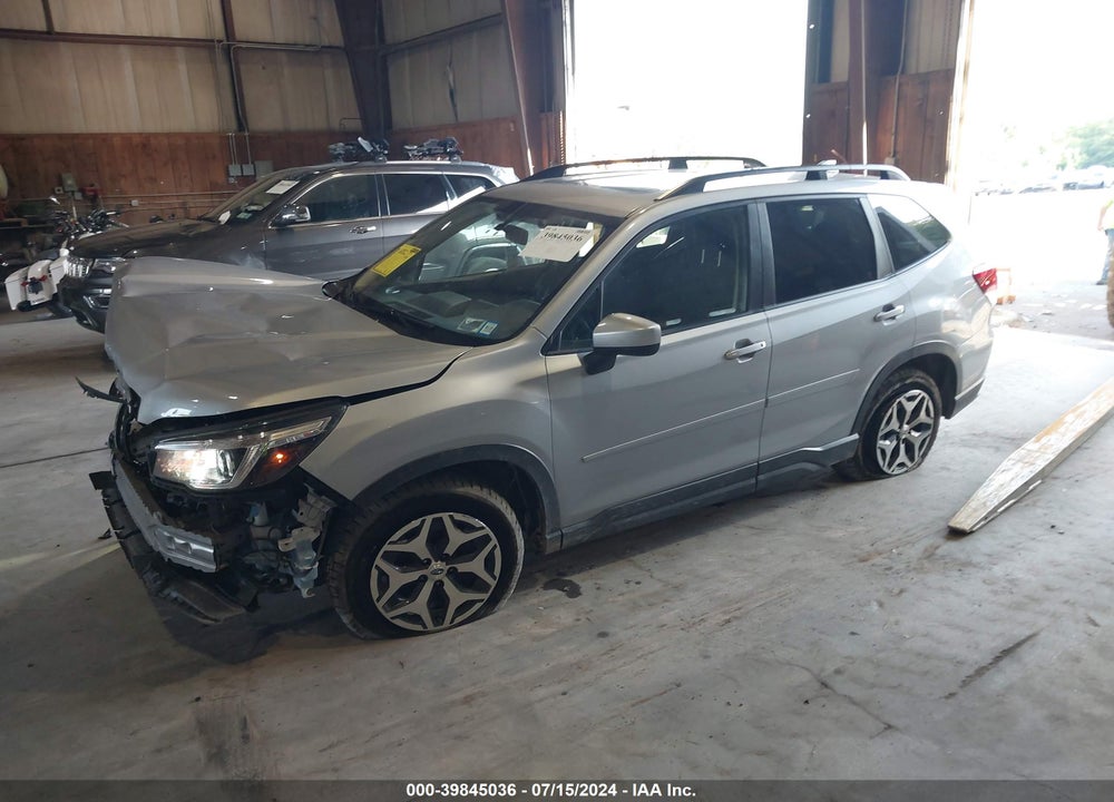 2020 SUBARU FORESTER PREMIUM VIN: JF2SKAJCXLH578437