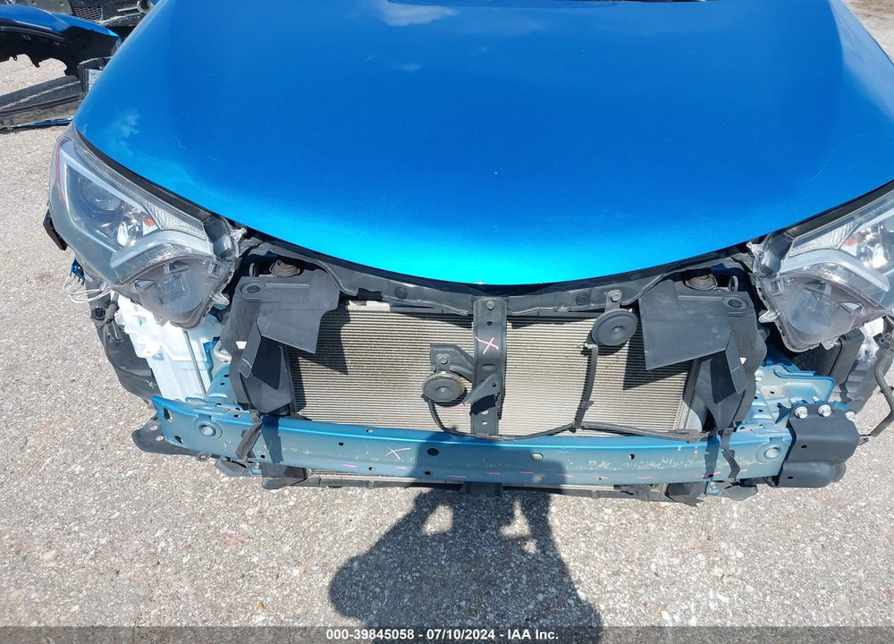 2018 TOYOTA RAV4 LE VIN: 2T3BFREV9JW829985