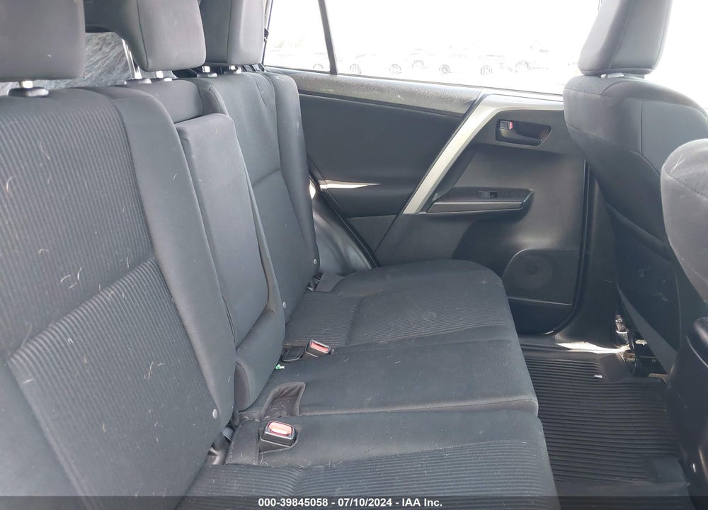 2018 TOYOTA RAV4 LE VIN: 2T3BFREV9JW829985