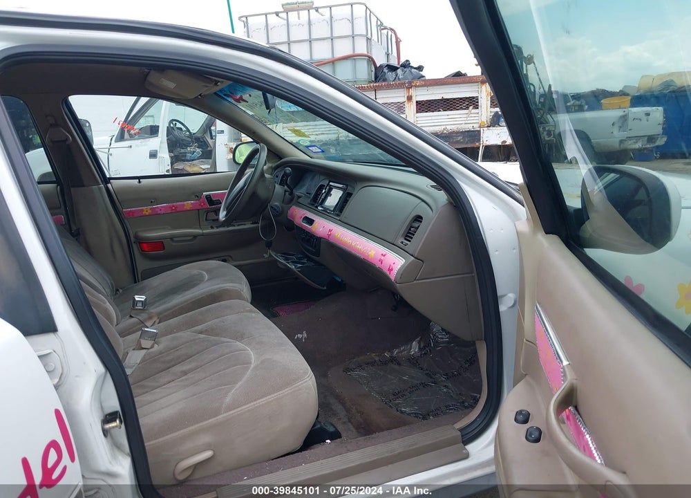2000 MERCURY GRAND MARQUIS GS VIN: 2MEFM74W7YX686037