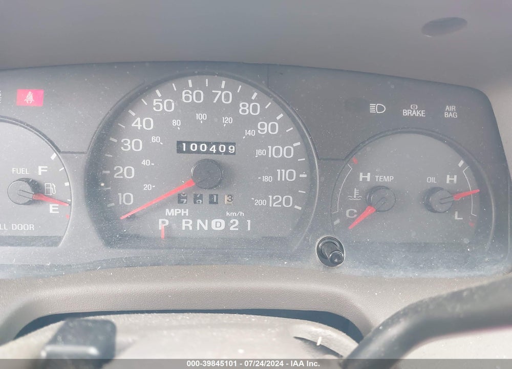 2000 MERCURY GRAND MARQUIS GS VIN: 2MEFM74W7YX686037