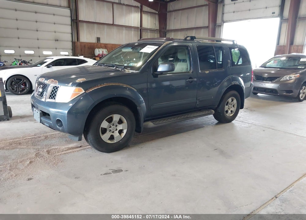 2005 NISSAN PATHFINDER SE VIN: 5N1AR18W25C753877