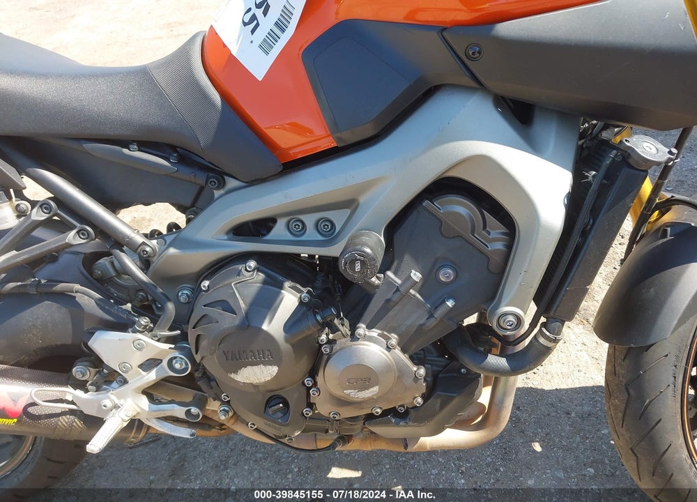 2014 YAMAHA FZ09 VIN: JYARN33E9EA002067