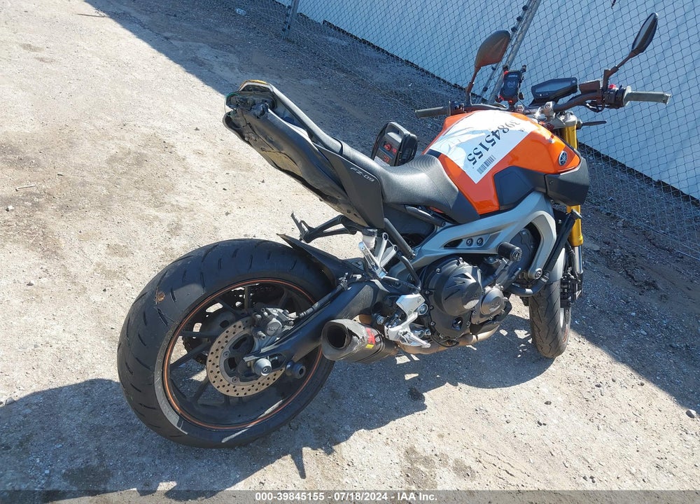 2014 YAMAHA FZ09 VIN: JYARN33E9EA002067