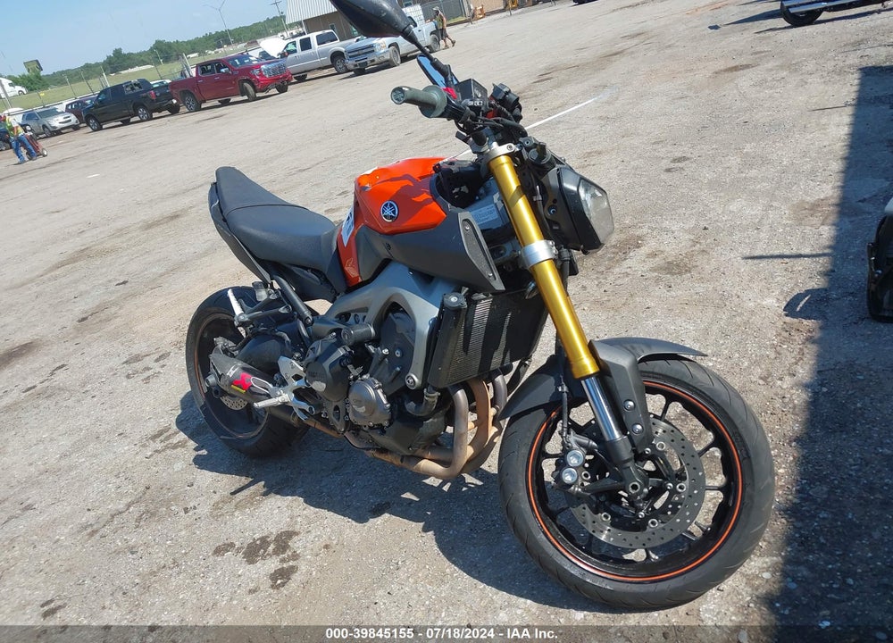 2014 YAMAHA FZ09 VIN: JYARN33E9EA002067