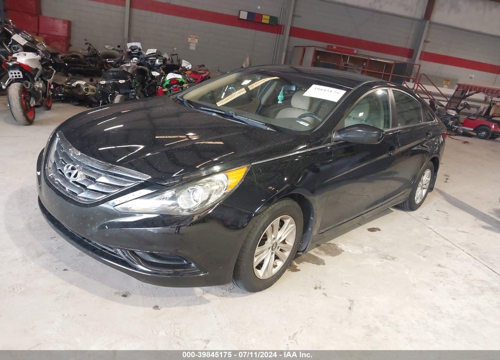 2013 HYUNDAI SONATA GLS VIN: 5NPEB4AC1DH660718