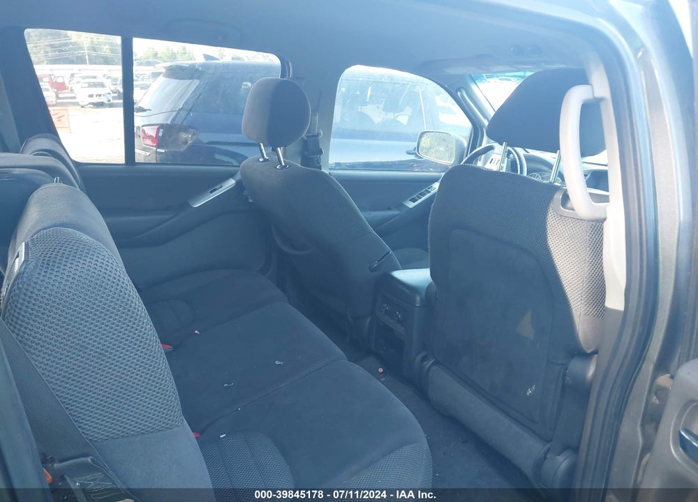 2008 NISSAN PATHFINDER SE VIN: 5N1AR18U48C665576