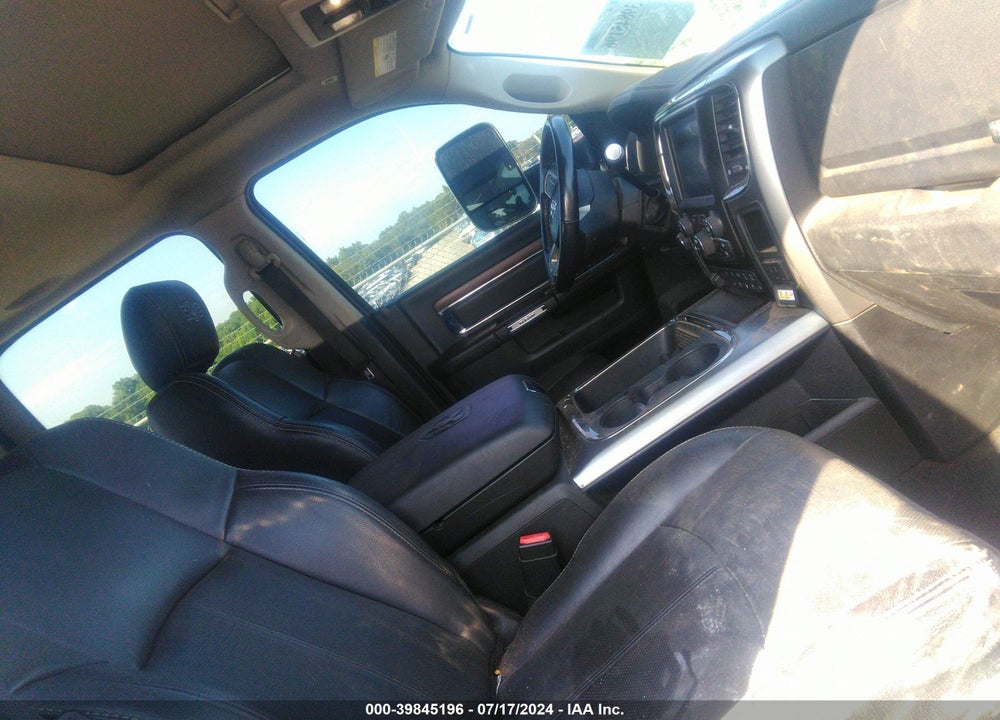 2018 RAM 2500 LAIE  4X4 6'4 BOX VIN: 3C6UR5FL4JG175295