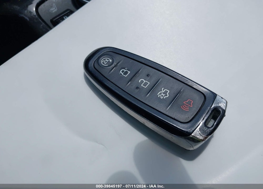 2016 FORD ESCAPE TITANIUM VIN: 1FMCU9J93GUA80265