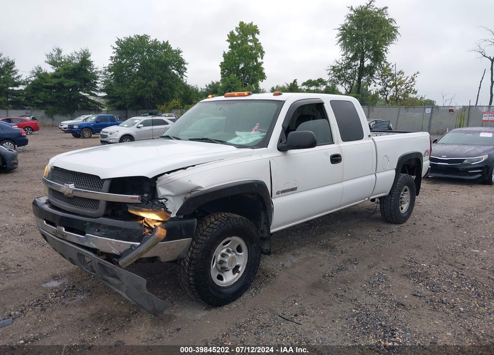 2004 CHEVROLET SILVERADO 2500HD WORK TRUCK VIN: 1GCHK29U64E315554