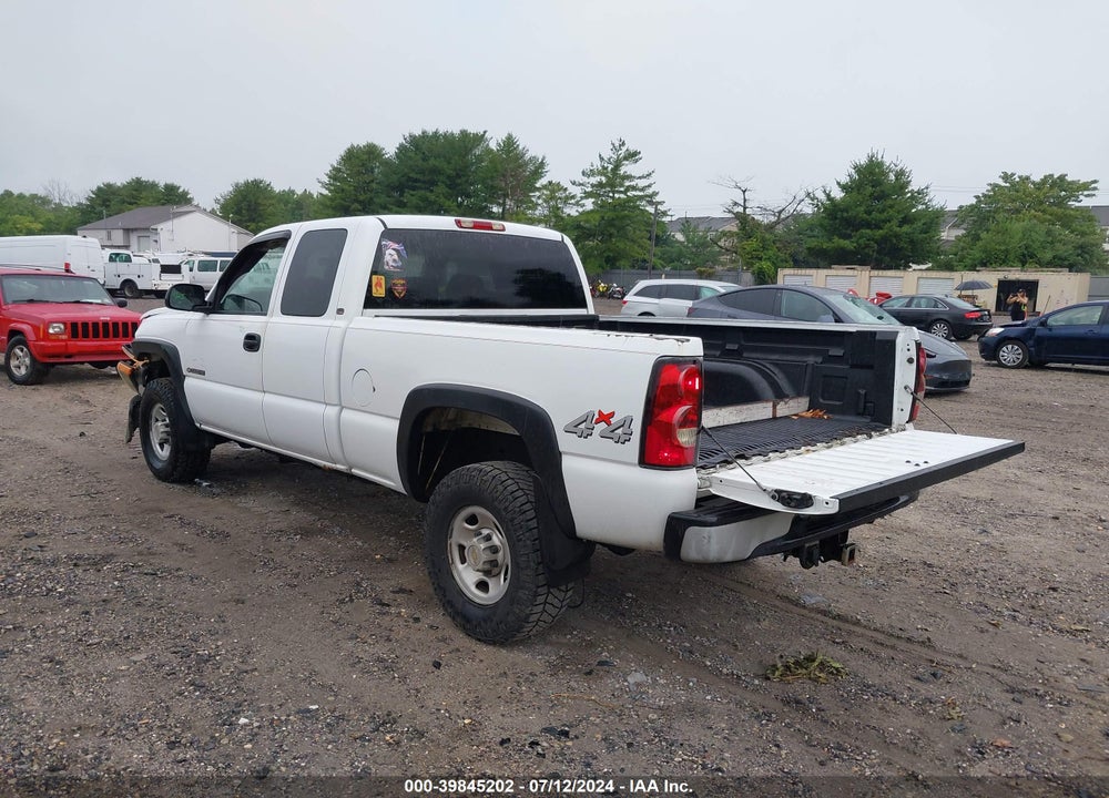 2004 CHEVROLET SILVERADO 2500HD WORK TRUCK VIN: 1GCHK29U64E315554
