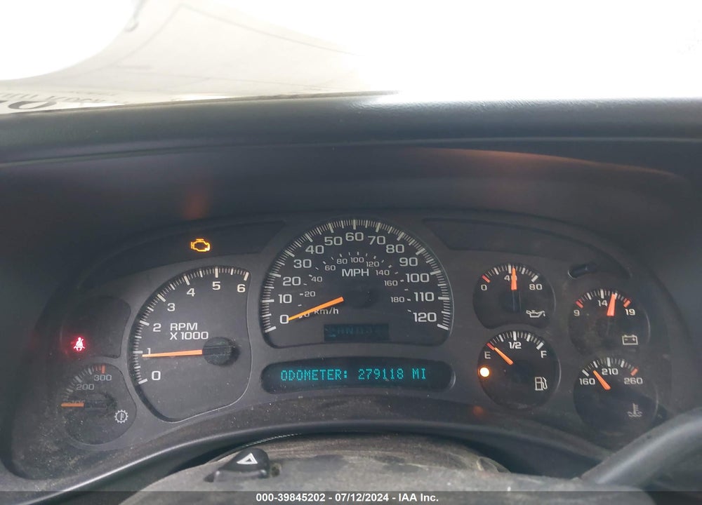 2004 CHEVROLET SILVERADO 2500HD WORK TRUCK VIN: 1GCHK29U64E315554