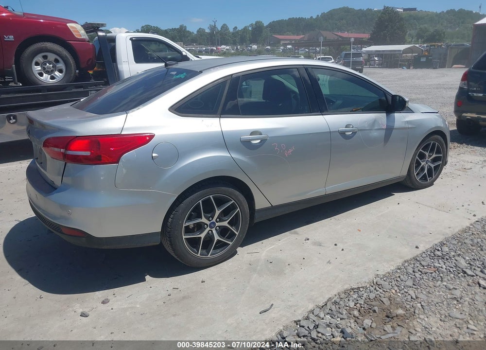 2017 FORD FOCUS SEL VIN: 1FADP3H22HL218512