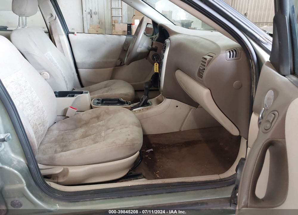 2004 SATURN L300 2 VIN: 1G8JD54R64Y508649