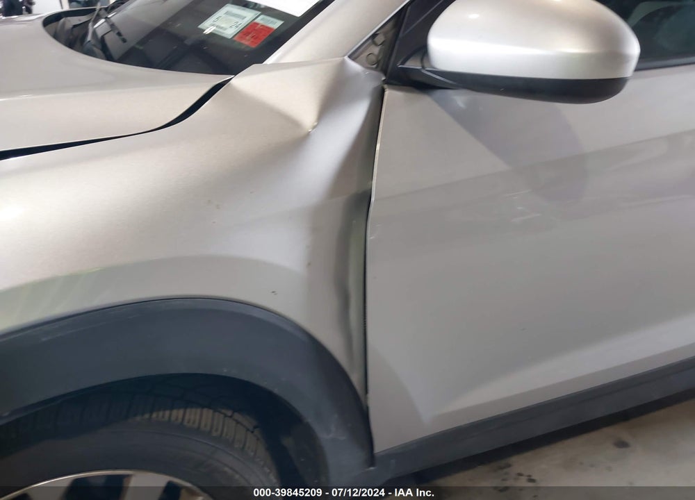 2019 HYUNDAI TUCSON SE VIN: KM8J2CA40KU917156