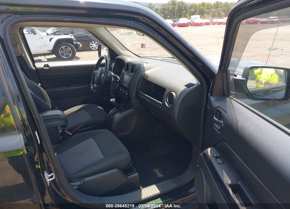 2013 JEEP PATRIOT LATITUDE VIN: 1C4NJRFB4DD158324