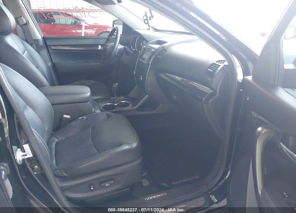 2012 KIA SORENTO SX V6 VIN: 5XYKW4A22CG187898