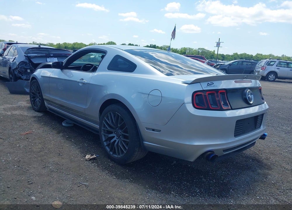 2014 FORD MUSTANG V6 PREMIUM VIN: 1ZVBP8AM1E5211784