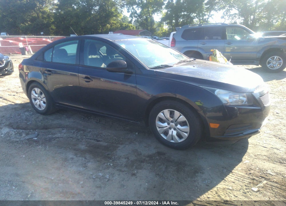 2014 CHEVROLET CRUZE LS MANUAL VIN: 1G1PB5SH4E7213887