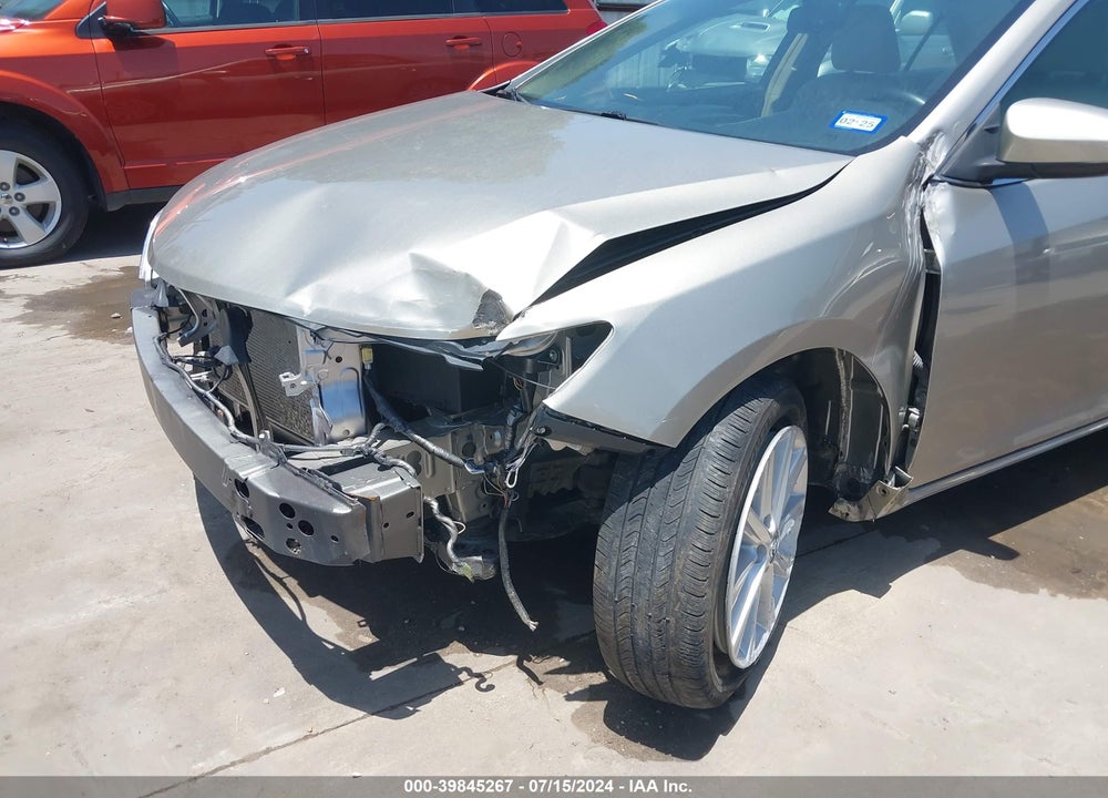 2014 TOYOTA CAMRY XLE VIN: 4T1BF1FK0EU864225